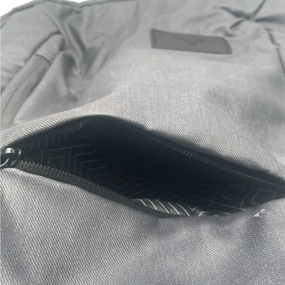High Sierra Backpack Business Proslim USB Laptop Bag Mercury Gray Black
